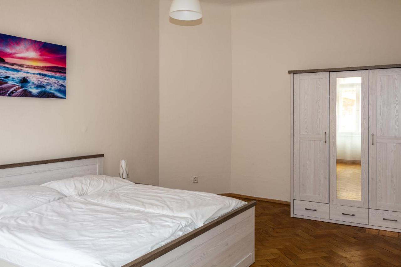 Welcome Hostel & Apartments Praguecentre Buitenkant foto
