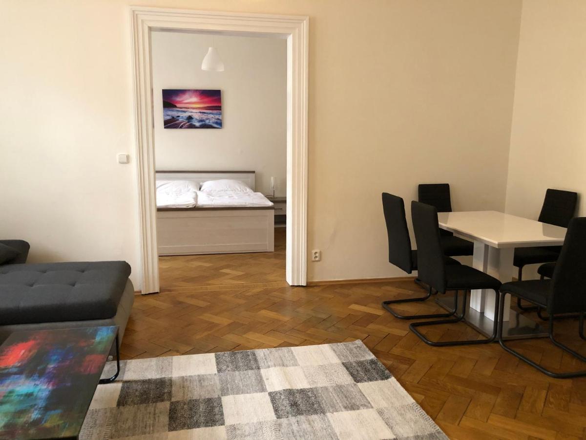 Welcome Hostel & Apartments Praguecentre Buitenkant foto